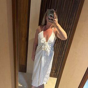 White resort dress